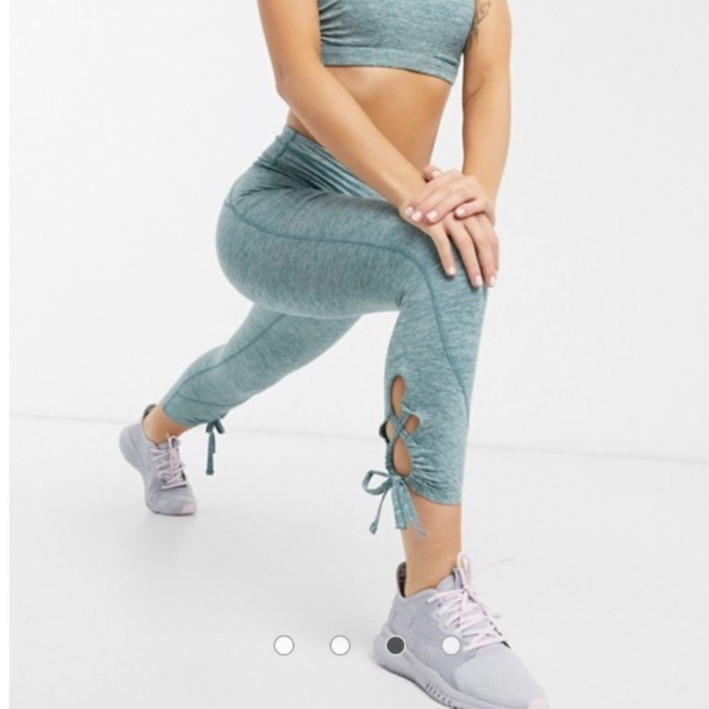 NWT Free People High-Rise 7/8 L Swerve Leggings - Picture 5 of 9